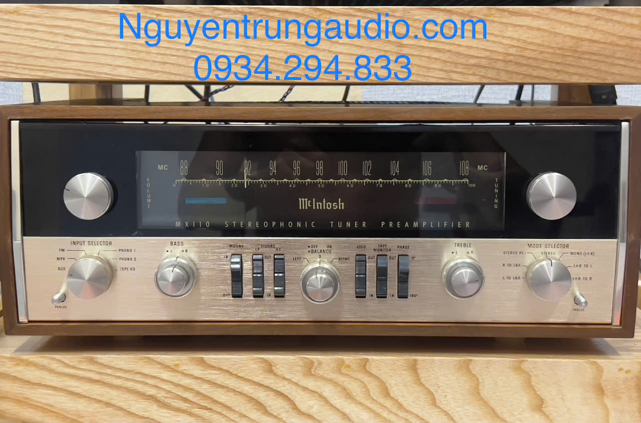McIntosh model MX 110