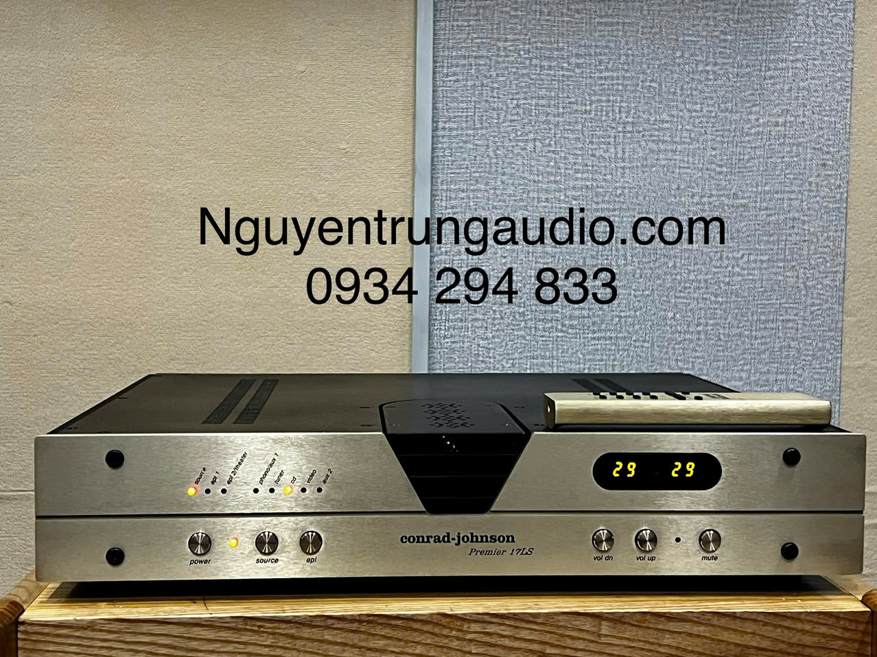Conrad Johnson Premier 17LS pre đèn flagship Class A 